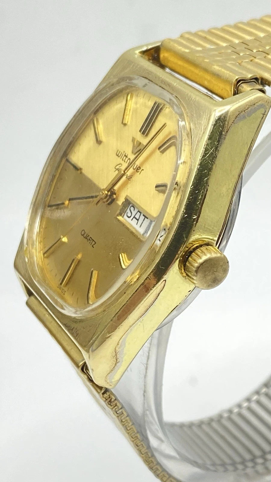 Vintage Mens Wittnauer Geneve Quartz Swiss Movement Gold Tone Watch