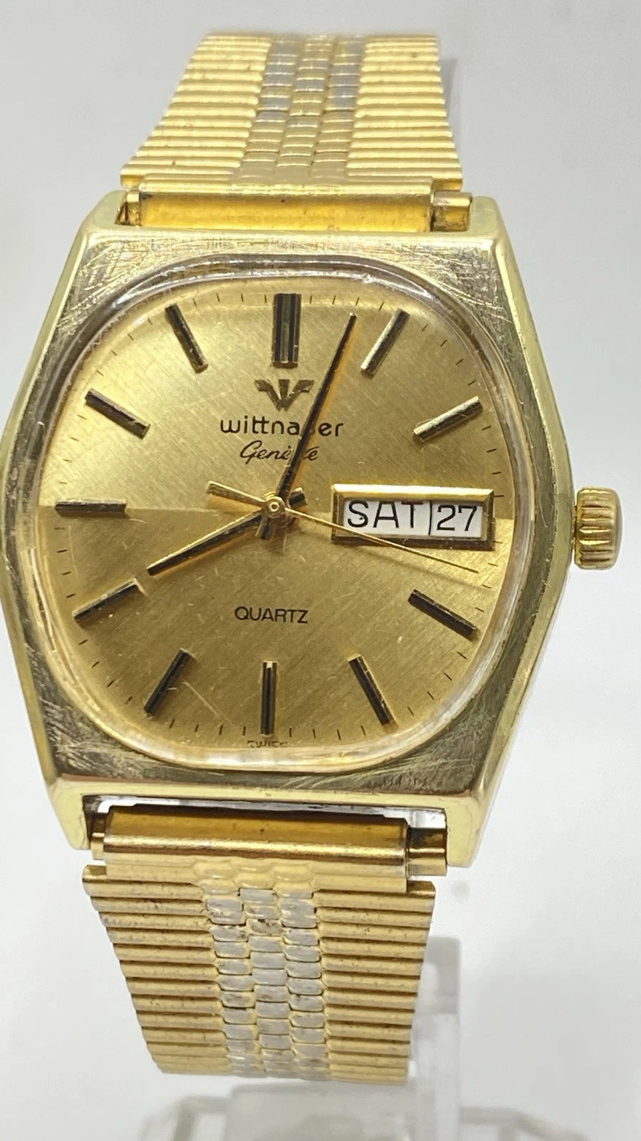 Vintage Mens Wittnauer Geneve Quartz Swiss Movement Gold Tone Watch