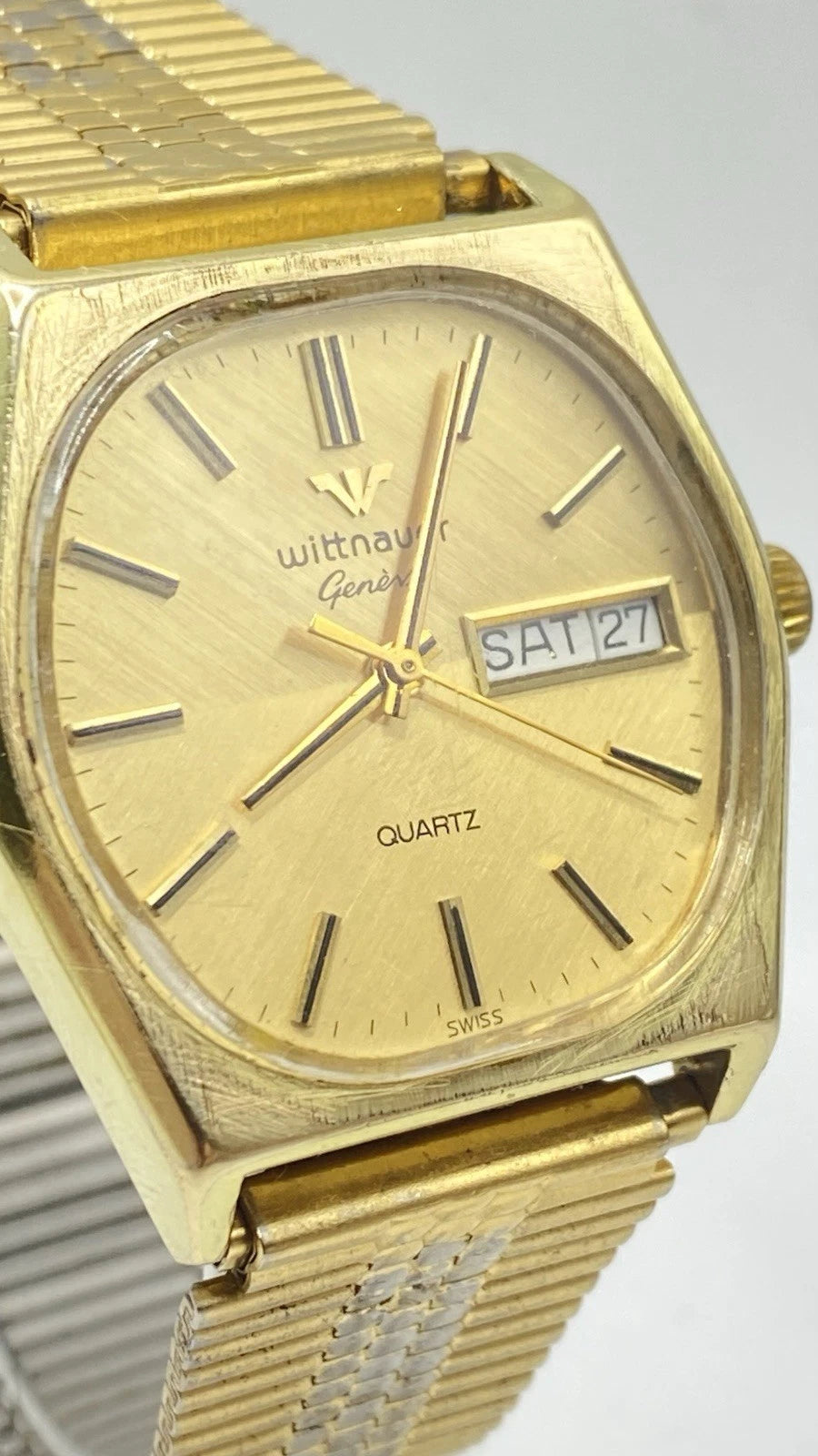 Vintage Mens Wittnauer Geneve Quartz Swiss Movement Gold Tone Watch
