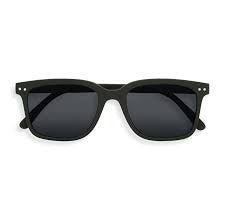 Sun L Kaki Green
